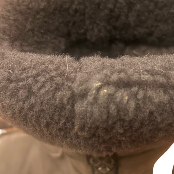 L.L. Bean Signature Shearling Lined Moccasin Boots - Picture 10 of 11